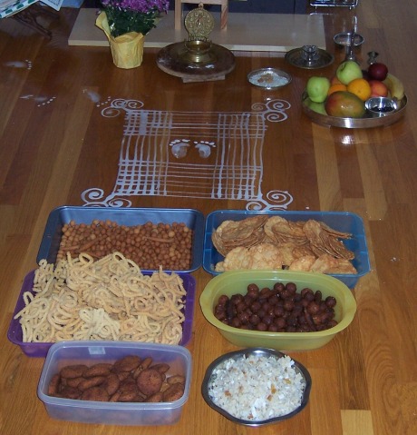 Seedai, Thattai, Murukku, Adhirasam, Aval and Fruits.  Butter,ghee,milk, payasam yet to come!